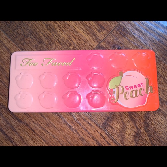 Too Faced sweet peach makeup palette - Picture 2 of 4